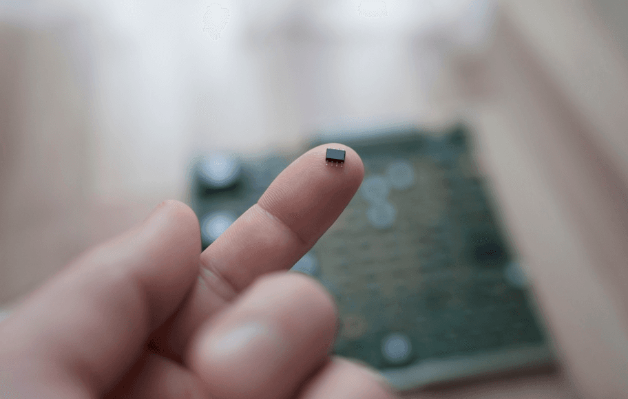Semiconductor miniaturization